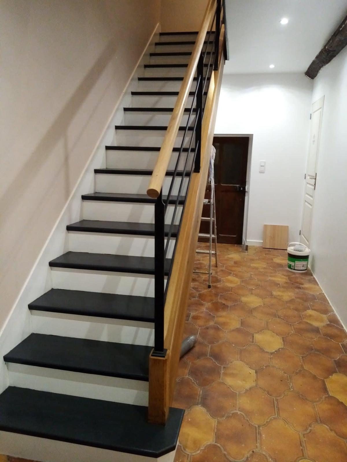 Depois — Hall e Escadaria